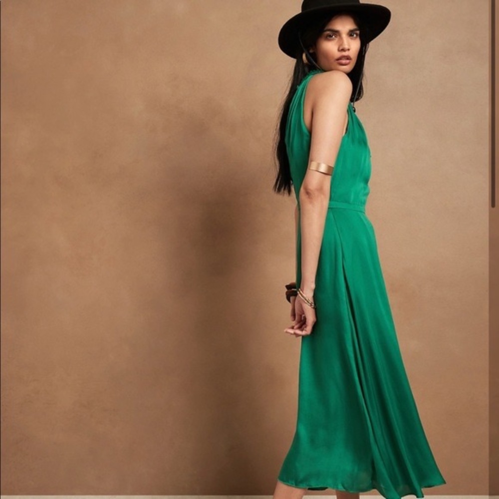 NWT Banana Republic - Green Soft Satin Midi Dress Sz 10Tall